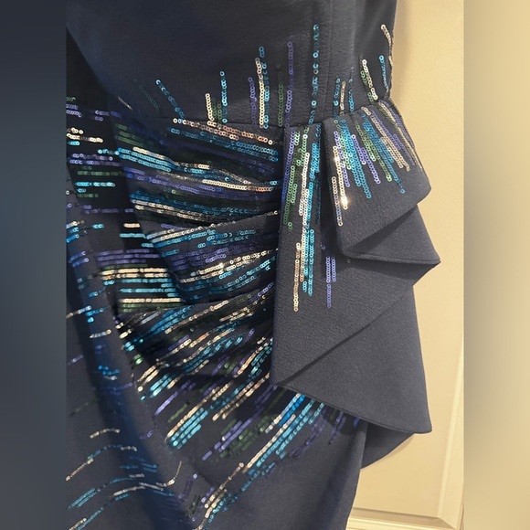 Dress The Population | Alani Off-the-Shoulder Sequin Midi Dress | Size XXL - Picture 8 of 10